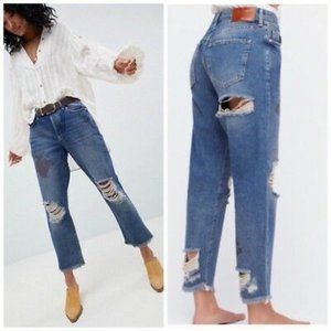 NWT Free People Size 27 Boyfriend Jean Distressed